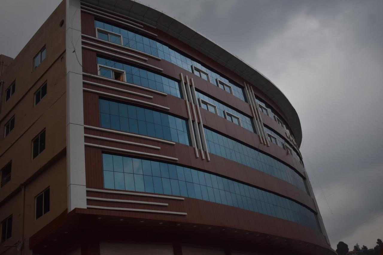 Jai Maa Bhagwati Hotel Pithoragarh ภายนอก รูปภาพ