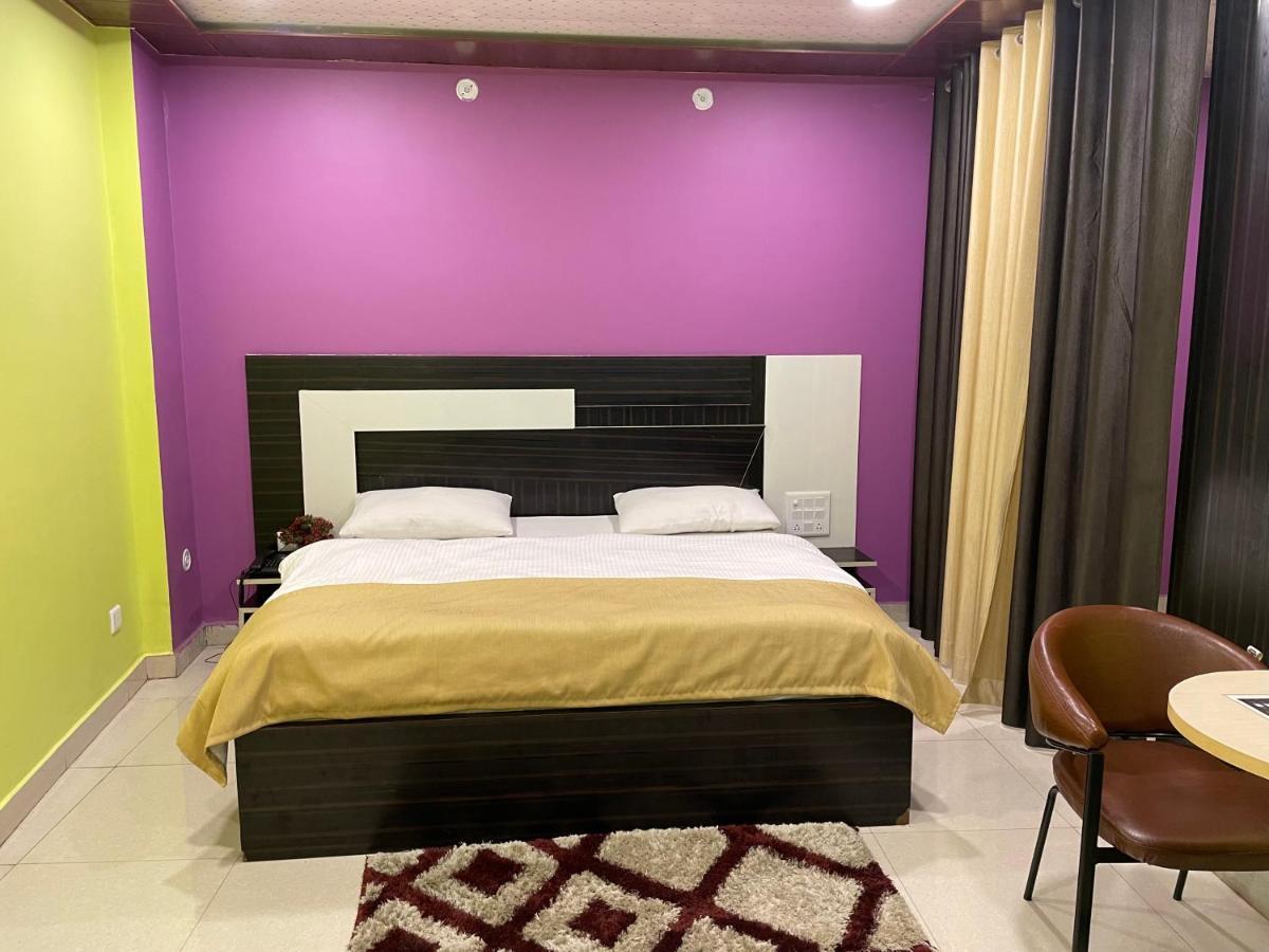 Jai Maa Bhagwati Hotel Pithoragarh ภายนอก รูปภาพ